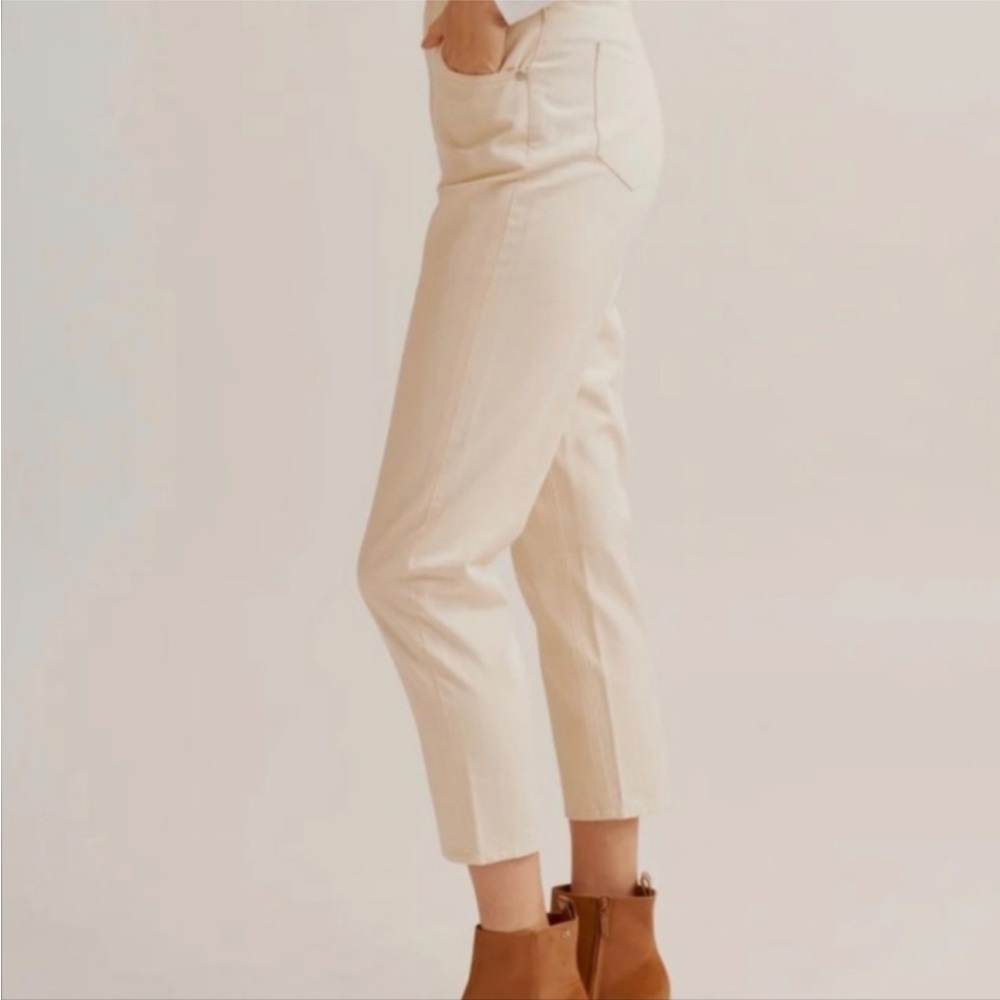 KOTN Women's High Rise Jeans in Cream